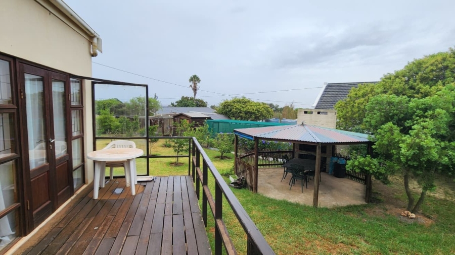6 Bedroom Property for Sale in Napier Western Cape
